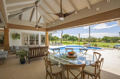 Casa Mota - Fairway-Front Family Villa