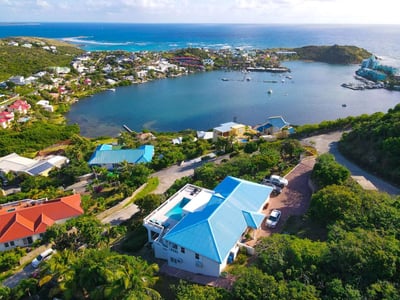 Luxury Villa Photo #36