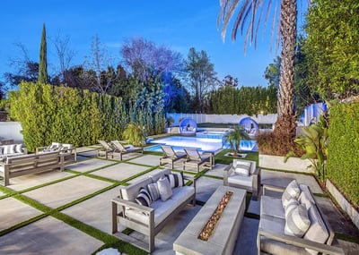 Luxury Villa Photo #3