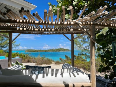 Luxury Villa Photo #2