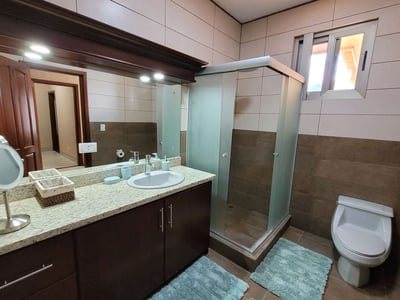 Luxury Villa Photo #32
