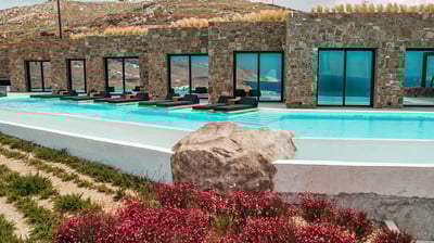 Luxury Villa Photo #2