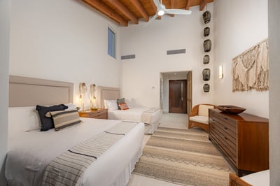 Luxury Villa Photo #74