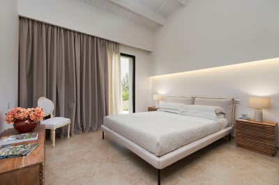 Luxury Villa Photo #51