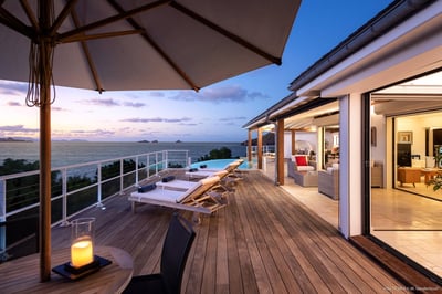 Luxury Villa Photo #18