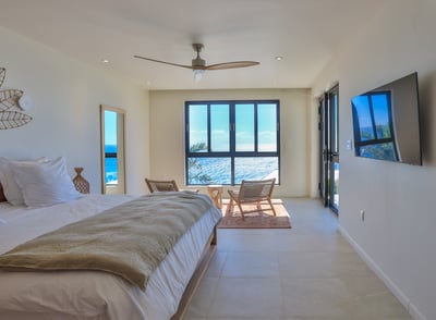Luxury Villa Photo #49