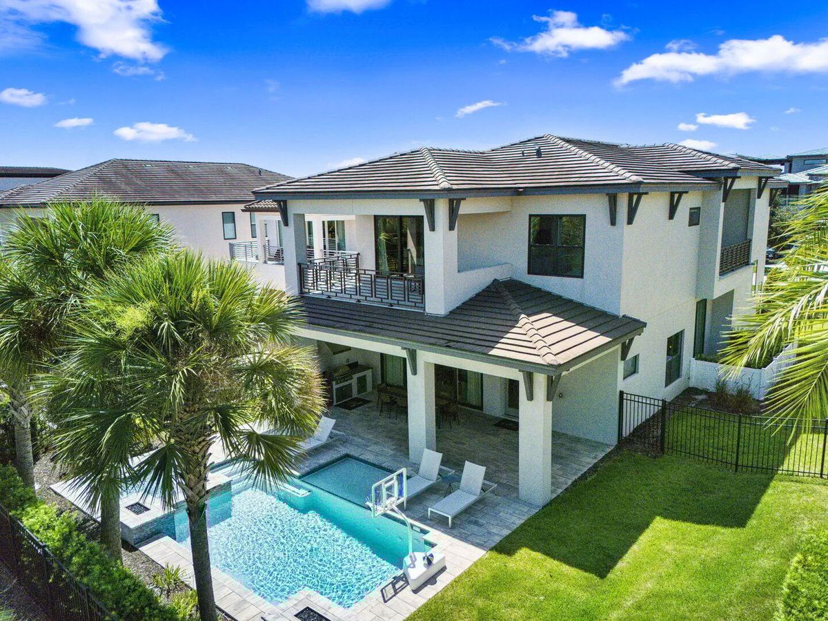 Reunion Resort & Golf Club,Den of Elegance