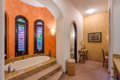 Luxury Villa Photo #24