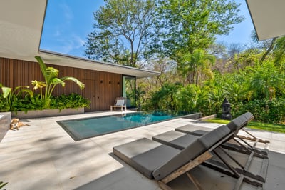Luxury Villa Photo #11