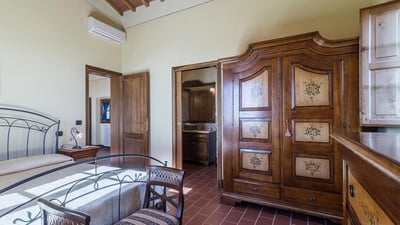 Luxury Villa Photo #20