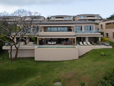Luxury Villa Photo #49
