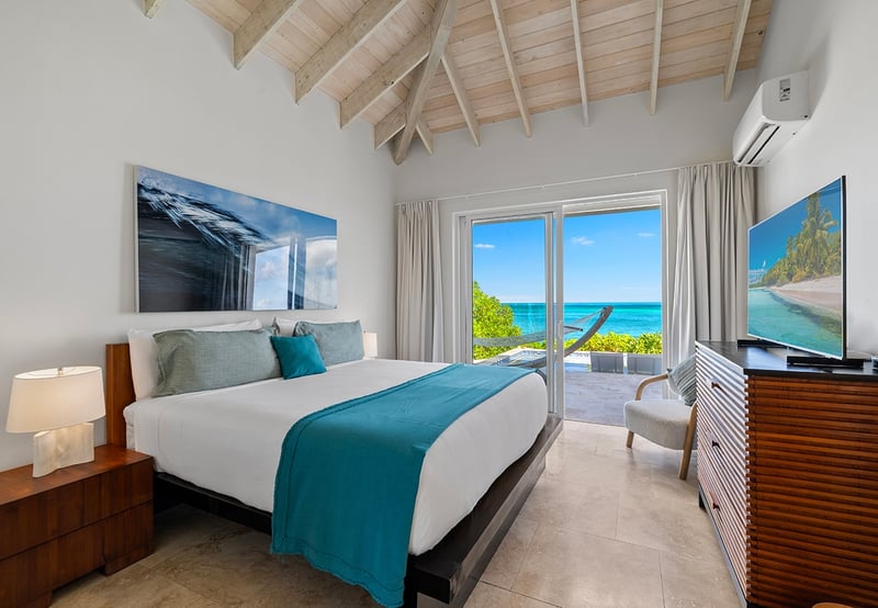 Two Bedroom Beachfront Villa Deluxe