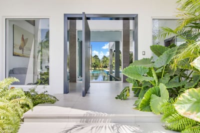 Luxury Villa Photo #24