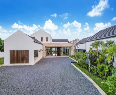 Luxury Villa Photo #45