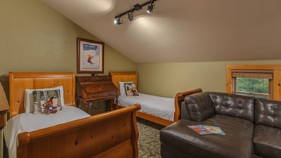 Upper Level - Loft with four twin beds