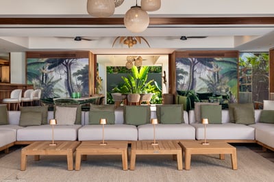 Luxury Villa Photo #13