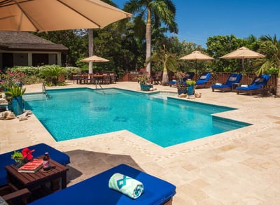 Luxury Villa Photo #4