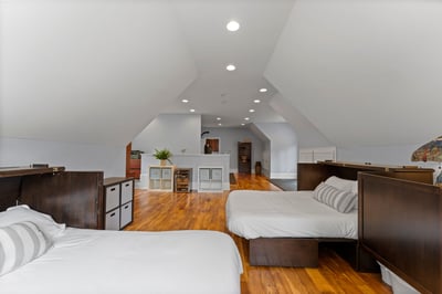 Luxury Villa Photo #36
