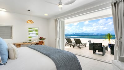 Luxury Villa Photo #27