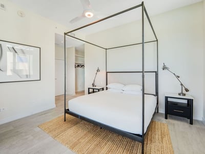 Luxury Villa Photo #18