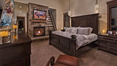 Primary suite