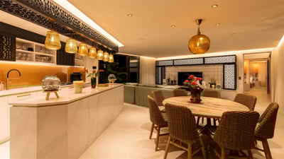 Luxury Villa Photo #29