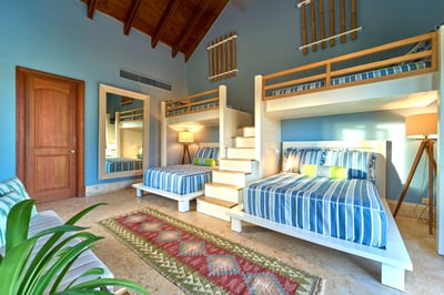 Luxury Villa Photo #78