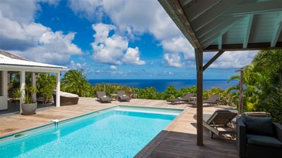 Luxury Villa Photo #6