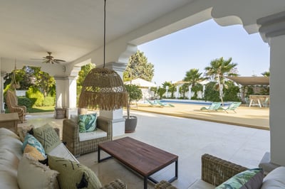 Luxury Villa Photo #7