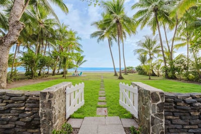 Luxury Villa Photo #14