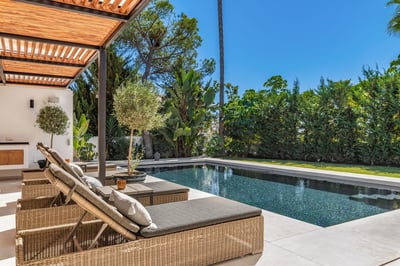 Luxury Villa Photo #4