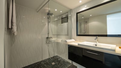 Luxury Villa Photo #43