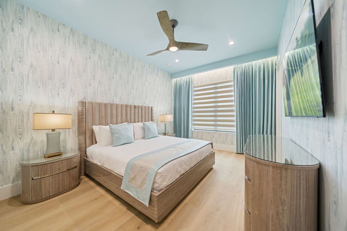 Seaside Serenity Lodge