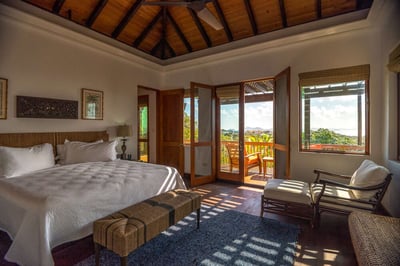 Luxury Villa Photo #38