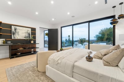Luxury Villa Photo #46