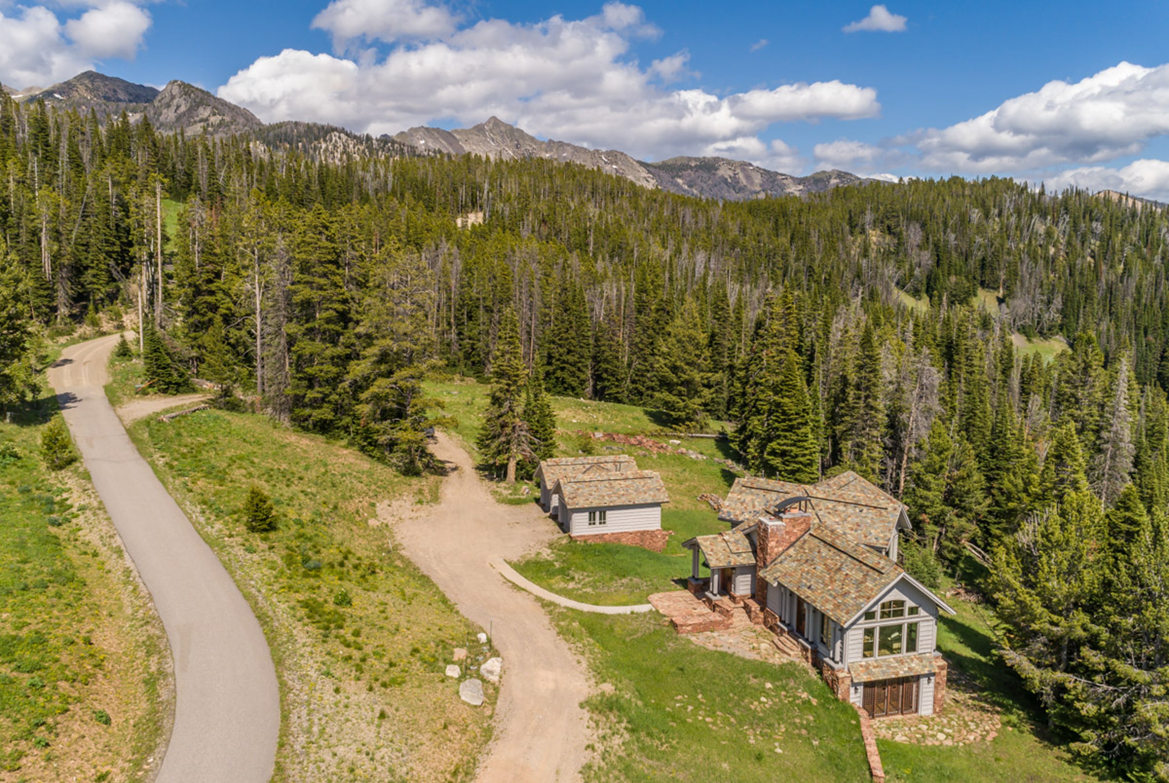 Beehive Basin Chalet - 33