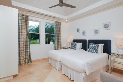 Luxury Villa Photo #31