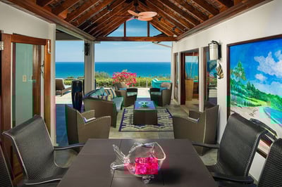 Luxury Villa Photo #6