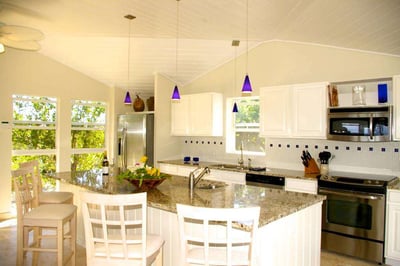 Luxury Villa Photo #2