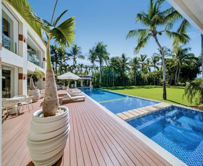 Luxury Villa Photo #23