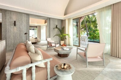 Luxury Villa Photo #3