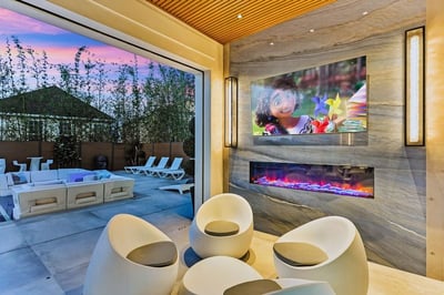 Luxury Villa Photo #15