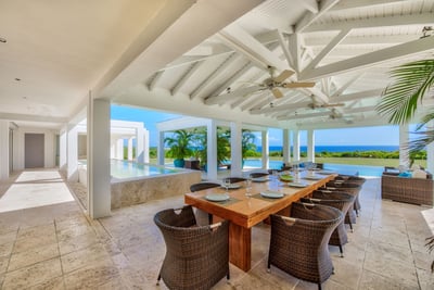 Luxury Villa Photo #13