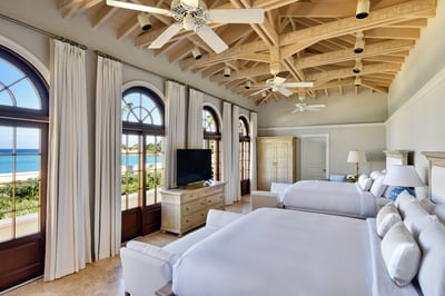 Luxury Villa Photo #24
