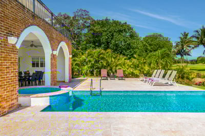 Luxury Villa Photo #6