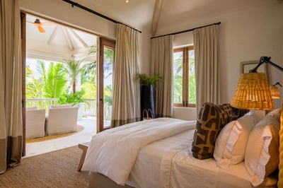 Luxury Villa Photo #52