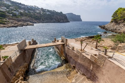 Luxury Villa Photo #18