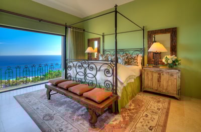 Luxury Villa Photo #28