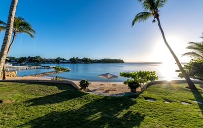 Luxury Villa Photo #5