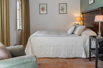 Luxury Villa Photo #36